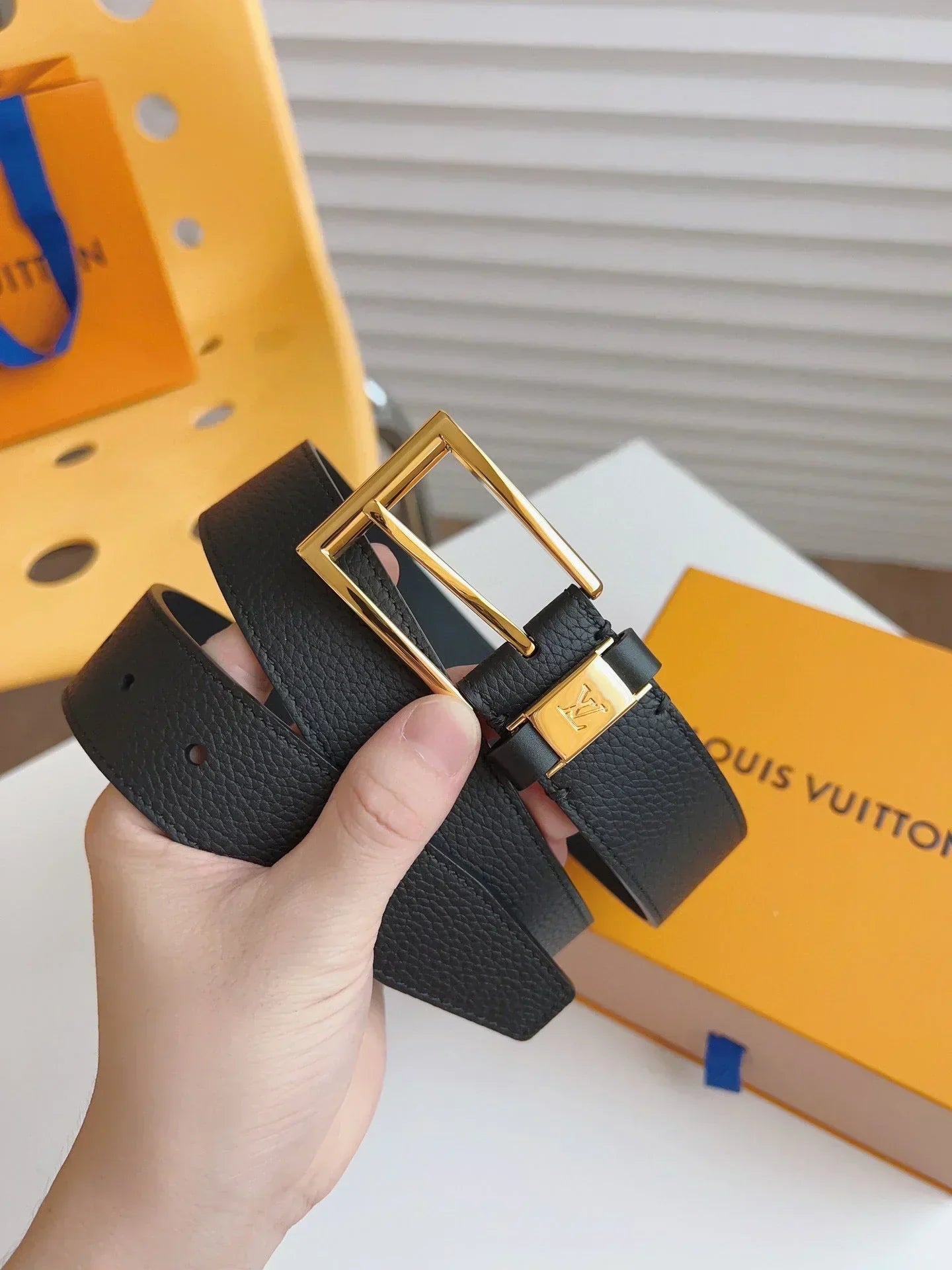 2025 belt Men's Pin Buckle Belt Width: 35mm