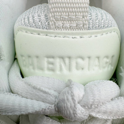 2025 0722 New night glow fluorescent shoes