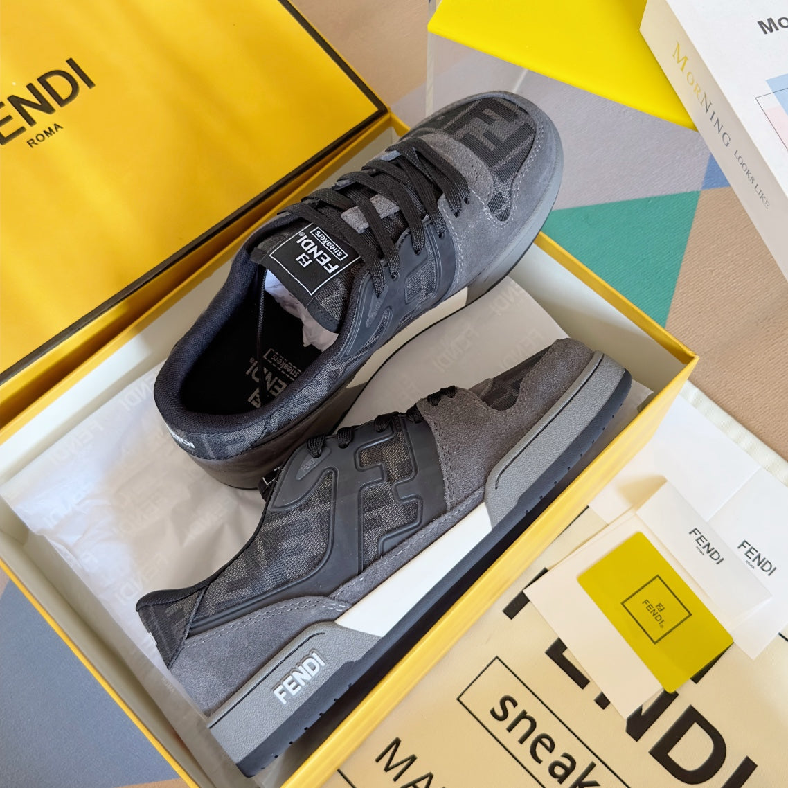 2025 1111 New color matching good quality shoes