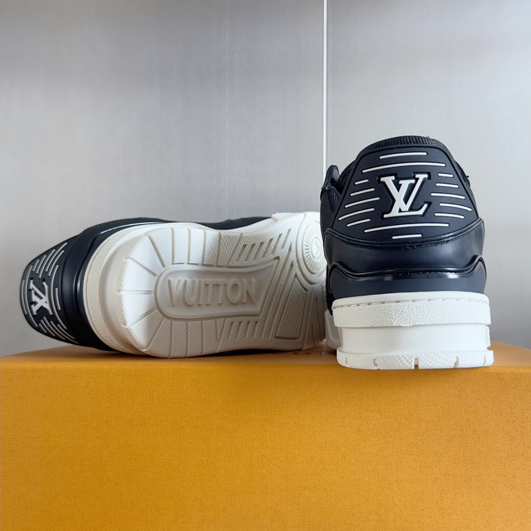 2025 250305 New color matching high quality board shoes